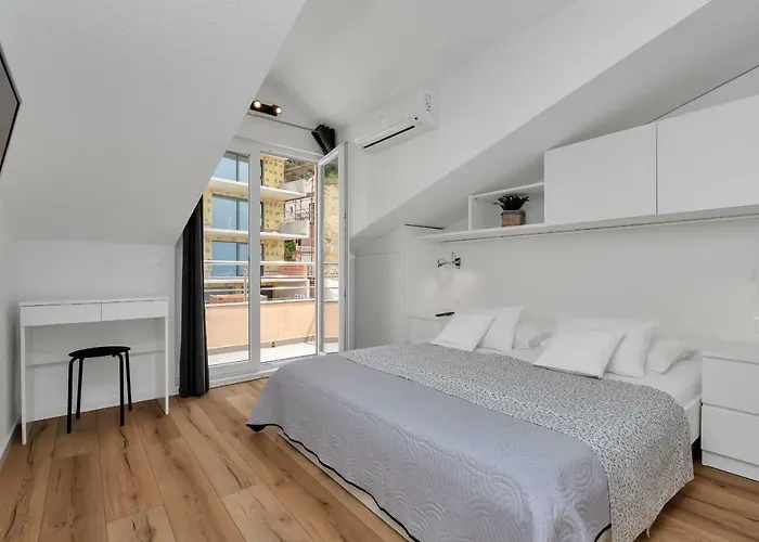 Apartament Sukara *