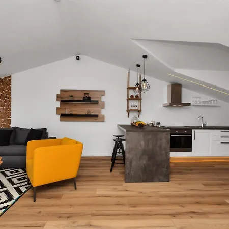 Sukara דירה מאקרסקה